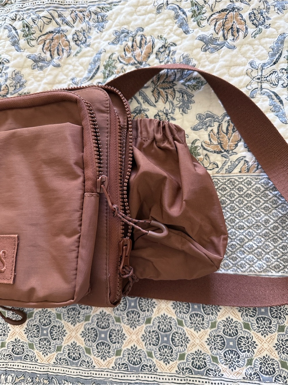 BEIS Brown Crossbody Sling Pack - Picture 5 of 5